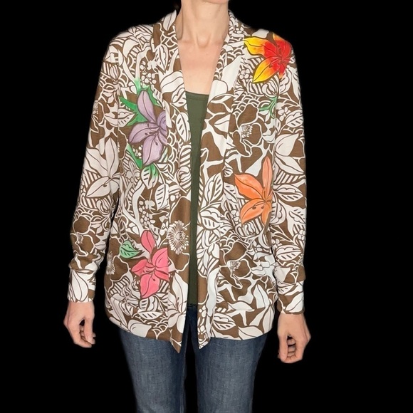 Hand painted flower cardigan handmade sewn thin fabric p2p 17 - Picture 1 of 4